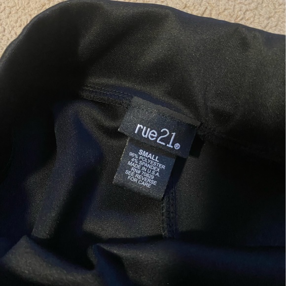 Rue21 black skirt - Picture 2 of 2